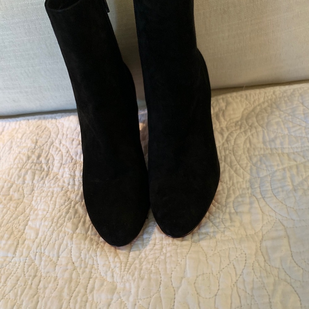 Christian Louboutin Black Suede Ankle Booties with Red Soles - Picture 2 of 6